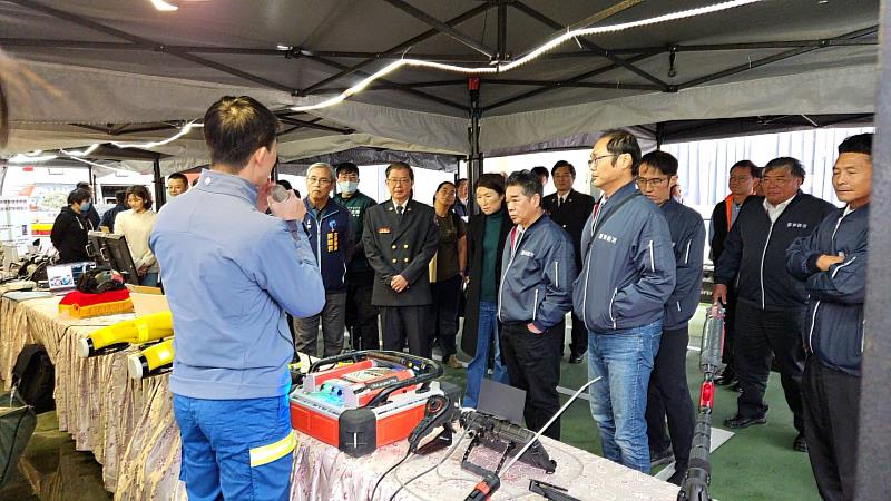 臺東縣歡慶消防節 饒慶鈴表揚警消及義消楷模 感謝打火弟兄守護家園辛勞 推動智慧消防新未來