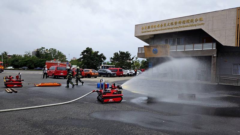 臺東縣歡慶消防節 饒慶鈴表揚警消及義消楷模 感謝打火弟兄守護家園辛勞 推動智慧消防新未來