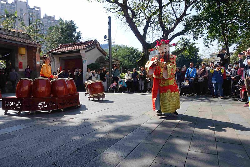 板橋林家花園大年初二即開園，邀請民眾入園走春，欣賞表演及體驗年節氣氛!