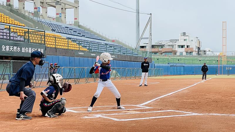 大陸福建連城少棒隊回訪 饒慶鈴:重啟台東與兩岸旅遊榮景由體育交流打頭陣