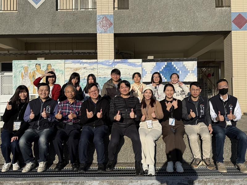 此次課程結合AI科技、STEAM教育與數位藝術,讓偏鄉的孩子不再受限於地理環境,接觸最新的科技與藝術。