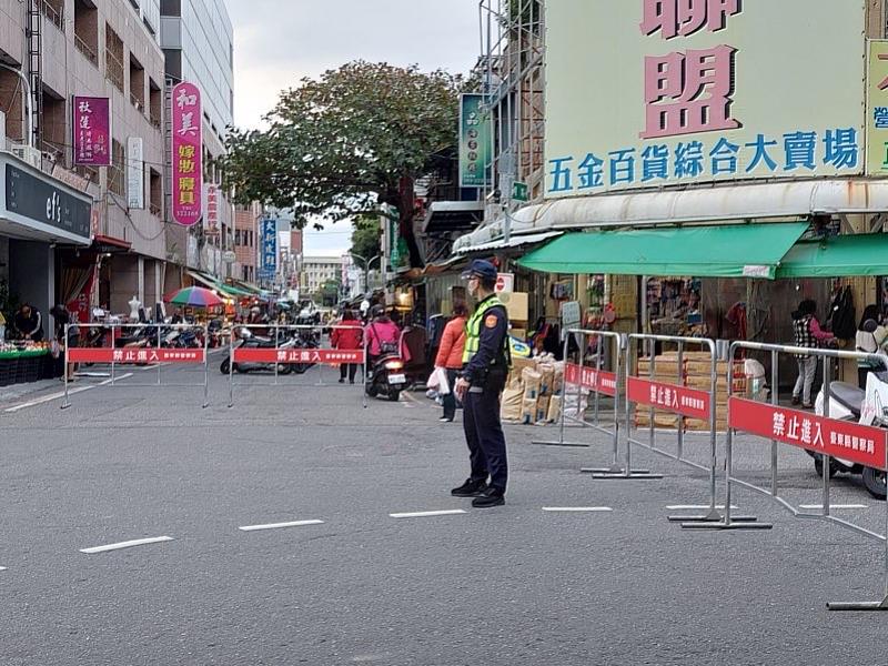 年貨大街輕鬆購 交通管制不堵塞  臺東警察分局配合周邊道路管制措施