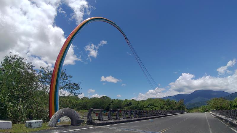 七彩釣竿橋