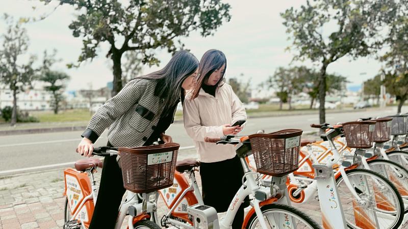 迎春節！臺東縣府邀您騎YouBike低碳遊臺東 體驗山海之美與慢活年節氛圍 3月底前加碼抽熱氣球自由飛