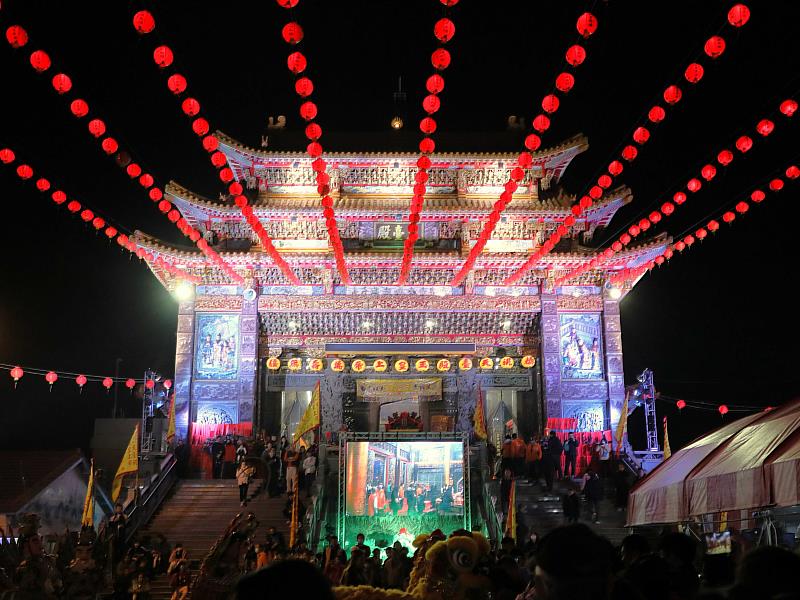 縣長翁章梁初九拜天公,赴溪口天臺殿參拜祈福