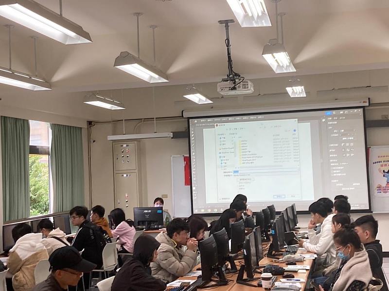 學員從課程中學習到動畫創作與影片剪輯等高階技術，透過實務操作深化對Adobe工具的理解。