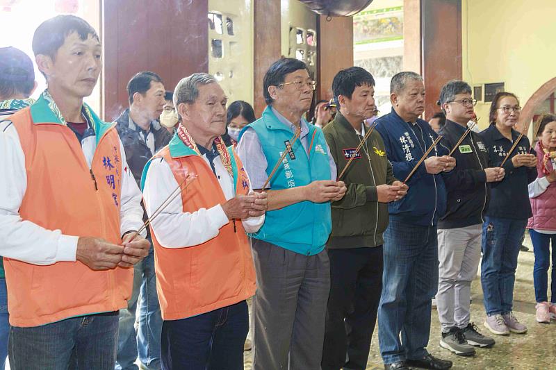 劉培東參與竹崎鄉五村十三庄白杞寮迎觀音請媽祖遶境祈福