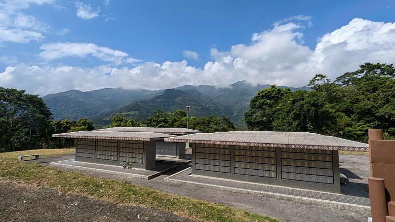 靈骨塔交易騙局頻傳      竹縣揭詐騙手法提醒慎選合法殯葬    示意圖