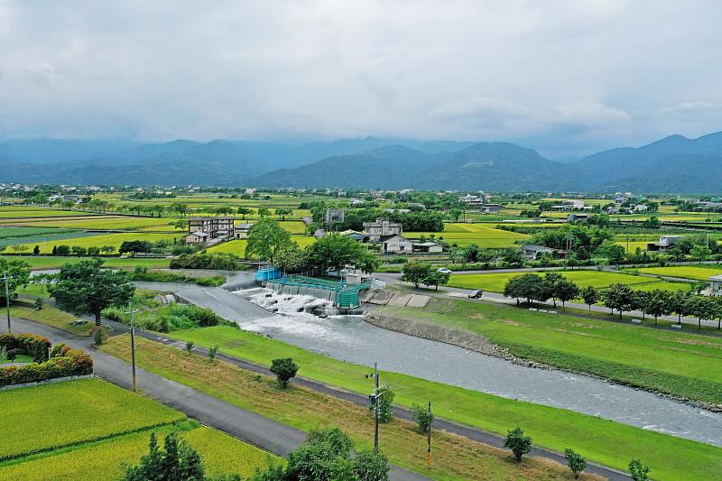 饒慶鈴率隊參訪宜蘭小水力與地熱 打造臺東宜居綠能城市