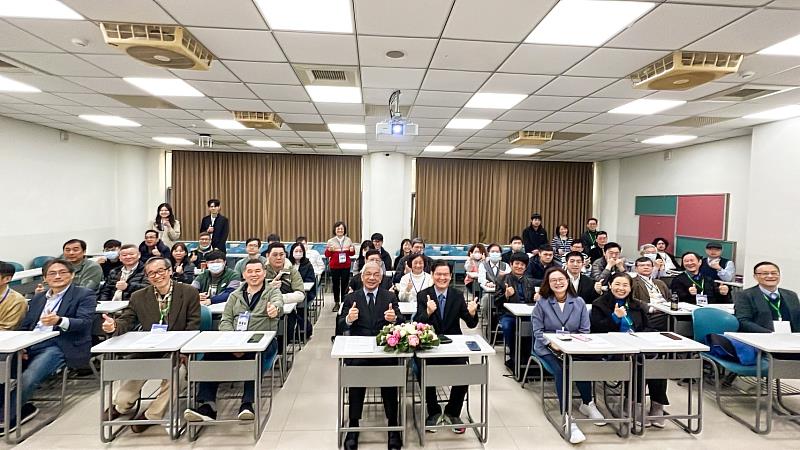 世新大學資訊管理學系舉辦2025前瞻智慧資訊應用研討會。(世新大學提供)