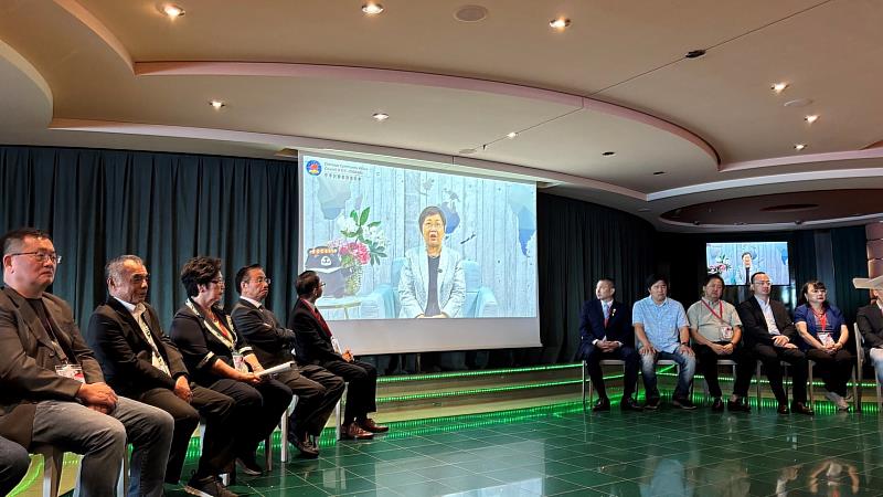 僑務委員會委員長徐佳青透過預錄致詞影片祝福非洲臺灣商會聯合總會會務昌隆。