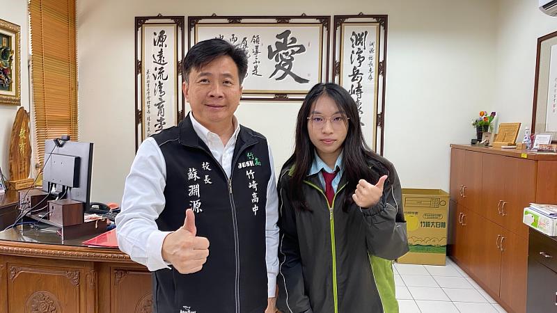 嘉義縣農家子弟就近直升高中,學測成績優異,獲頂大入場券