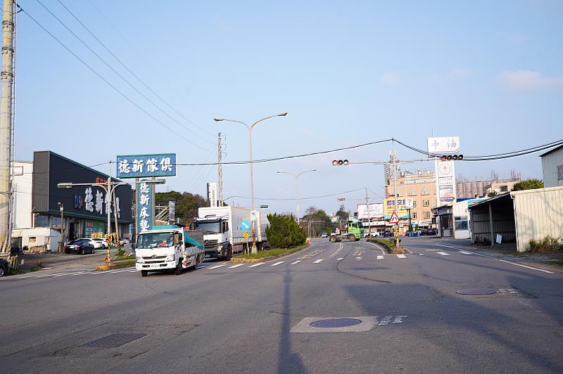 左轉偏心車道等改善，以提升道路安全性及服務品質。