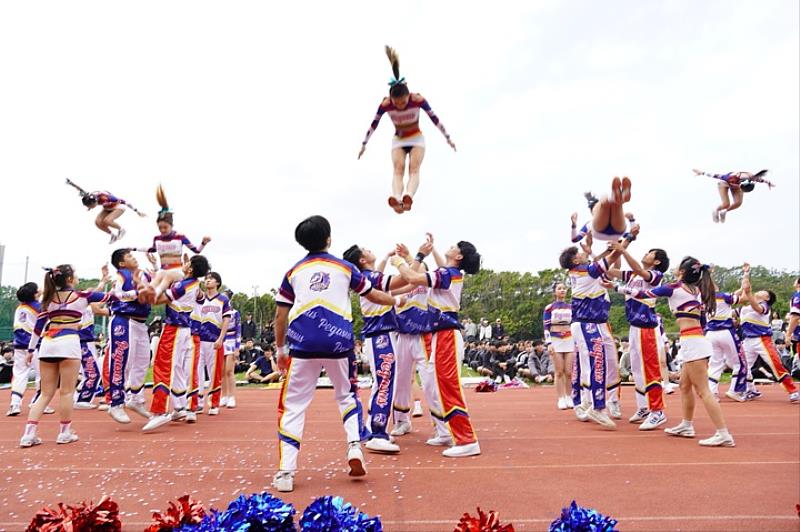 圖／校慶當天將由本校去年獲得亞錦賽冠軍的中華大學競技啦啦隊，帶來令人振奮的開場表演，展現在校社團學習的傑出成果。