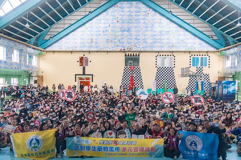 竹市紙風車青少年反毒戲劇巡演大合照