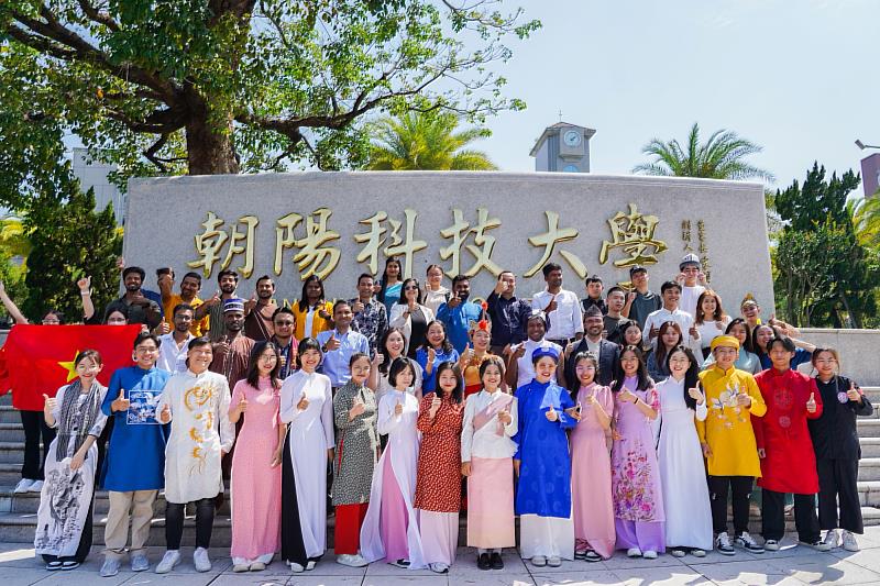 2025大學品牌力排名公布，朝陽科大以卓越的辦學績效，展現強勁品牌實力，穩居全台私立技職之冠。