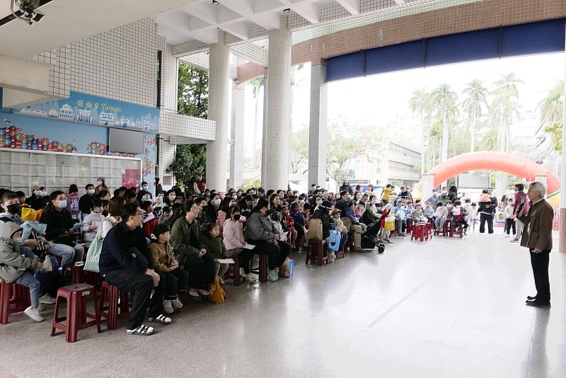 勝利國小辦理盛大的幼小銜接活動，吸引兩百餘位大小朋友參與。