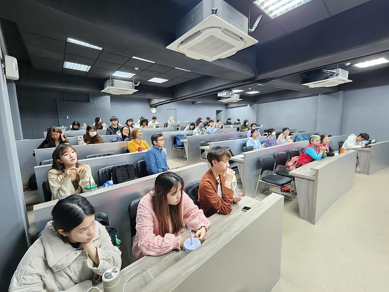 新竹縣政府與陽明交大合作,將在伯公照護站推動青銀共融