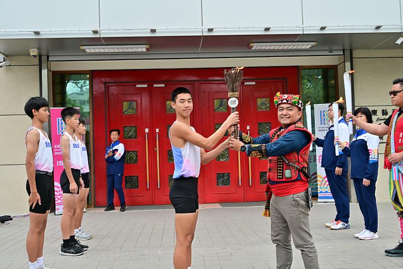 114年全國原住民族運動會聖火傳遞 教育處迎接 允諾臺東全力支持
