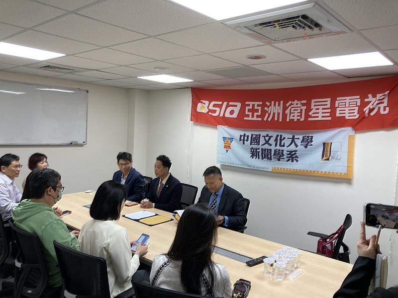 文大校友齊聚合作的典範,彰顯出文大新聞系堅實的教學實力,也為在校學生樹立明確職涯方向。