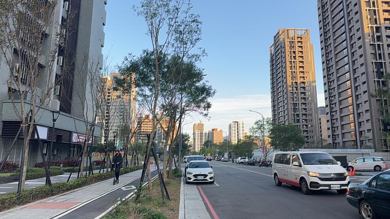 信義房屋表示,央北重劃區受惠新北環狀線十四張站暨南機廠「M.Ark新北捷鑽」開發案,可望為區域房市增加發展動能。