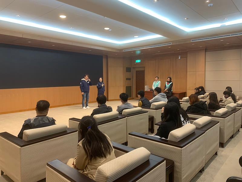 帶領兒少代表走進總統府與立法院 臺東縣府:培育具社會影響力的未來公民