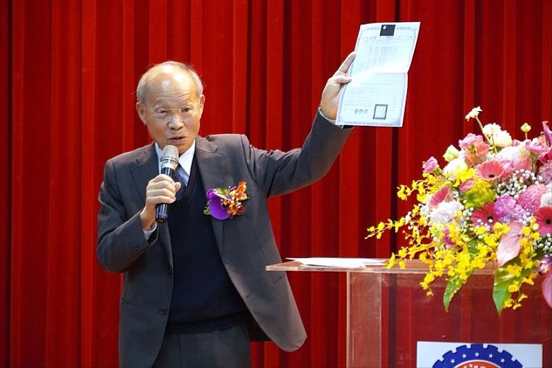 圖/林政則創辦人期望清華能夠延續中華的創校精神,讓教育生命這條路更加茁壯。