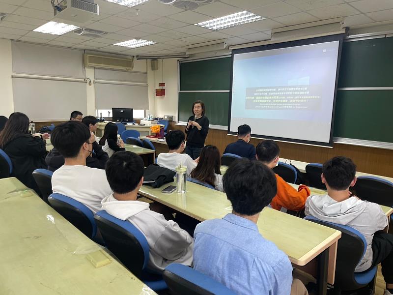 東海將應用數學系更名為「智慧計算暨應用數學系」,全面契合全球數據科學與AI技術趨勢。