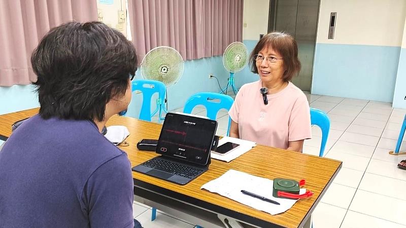 主持人魏士翔在全新第4季持續與長輩暢談樂齡時下新知，每周五準時上架。