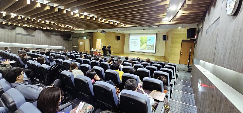 嘉義縣衛生局強化公衛素養啟動精進系列課程
