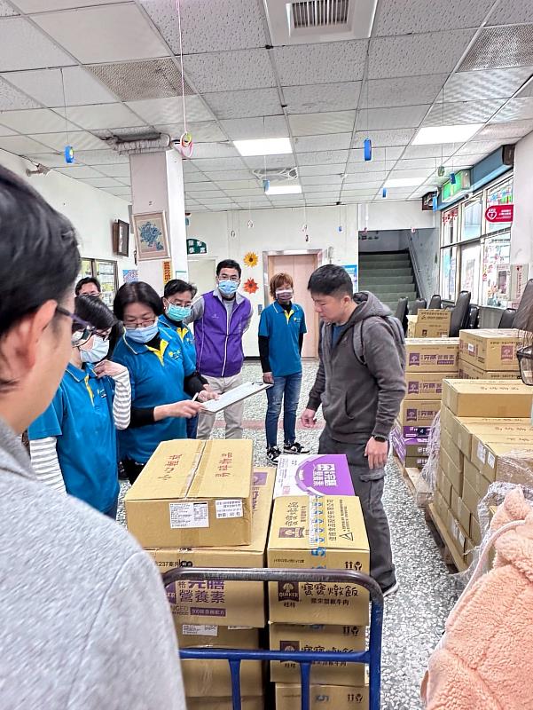 企業媒合捐335箱營養物資 嘉義縣8家身障機構受惠