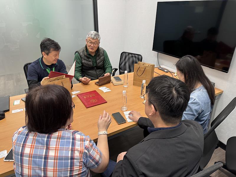 南華大學拜訪台灣康法，連結產學合作強化學生實習交流熱絡。