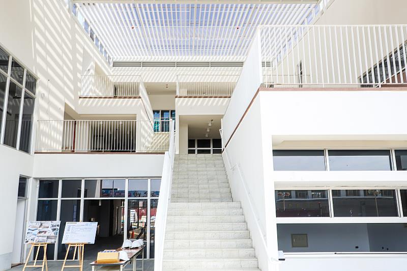 翁章梁視察嘉義縣首座兒少福利館工程進度-4