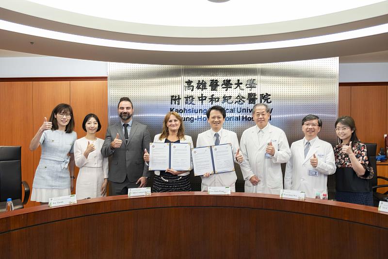 高雄醫學大學附設中和紀念醫院與臨床試驗合約研究組織Avance Clinical簽訂合作備忘錄,聯手推動臨床試驗發展