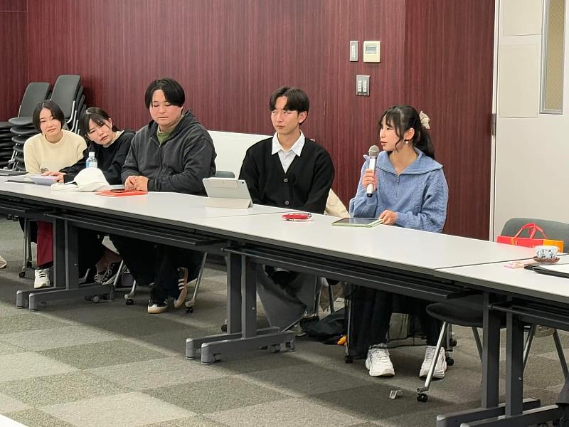 愛媛大學研究生提出問題請暨大發表學生回應。