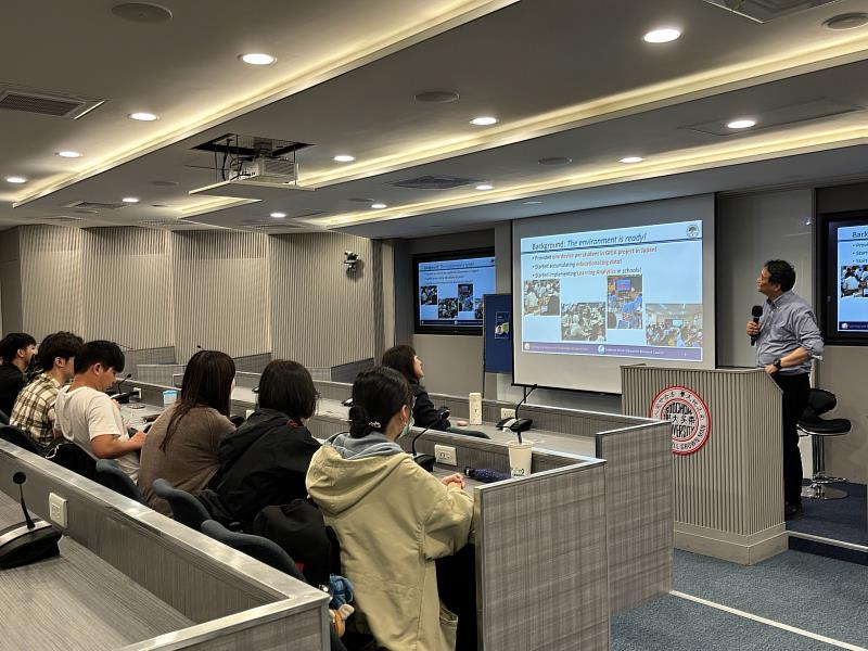 圖三、京都大學教授Ogata蒞臨東吳大學演講，介紹日本K12教育領域內學習分析技術的現況與應用。