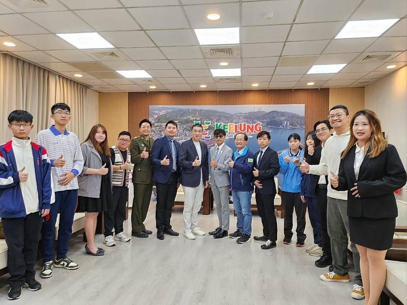 拜會謝國樑市長進行青年座談