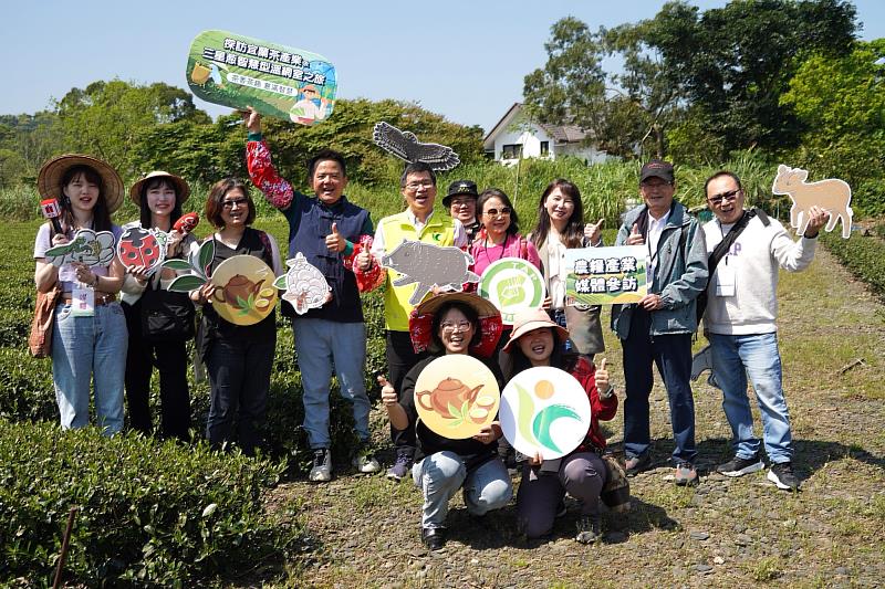 黃副署長與出席人員合影