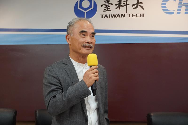 致茂文教基金會董事長應正致詞。