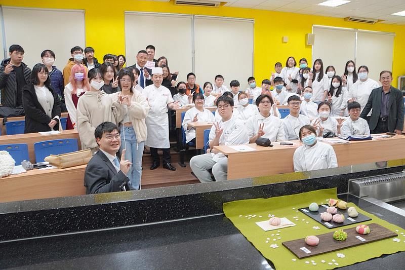 大葉大學邀請日本東京tsuji調理學校示範教學