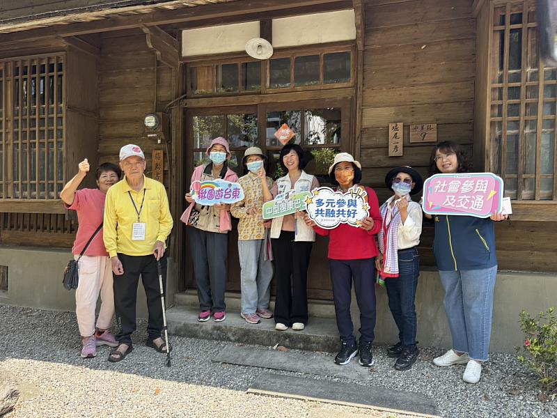 臺東「揪團遊臺東」復康巴士免費預約今啟動！ 首發團參訪「蔣勳書房」