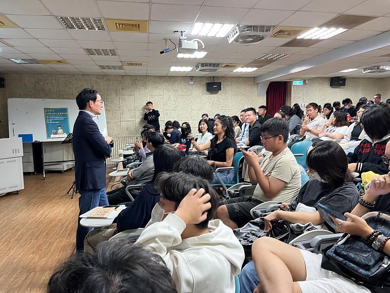 同學現場提問