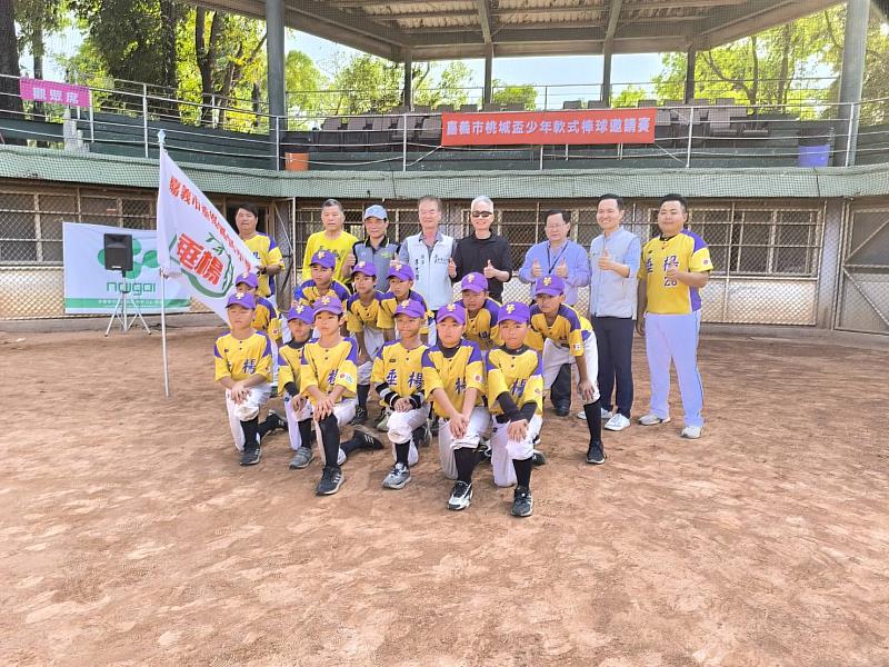 114年嘉義市桃城盃少年軟式棒球邀請賽 世賢國小奪冠 為嘉義市再創輝煌