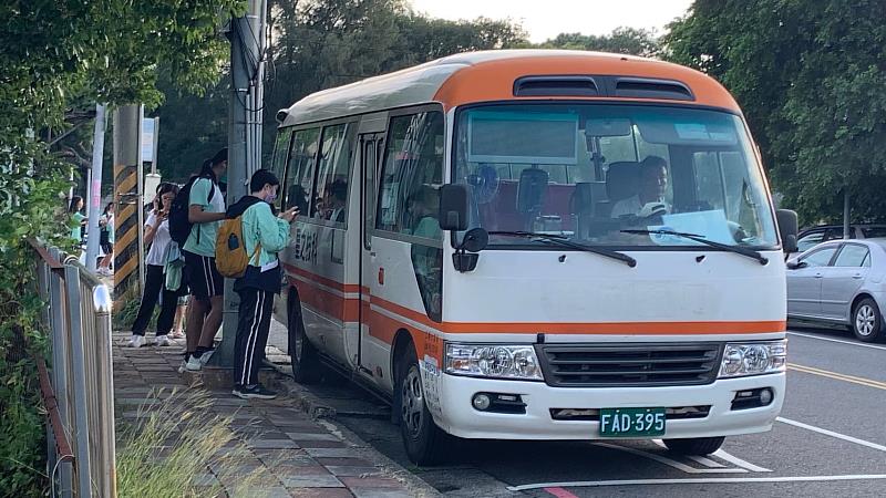 新竹市83路公車4/1起新增「新竹榮家」站。