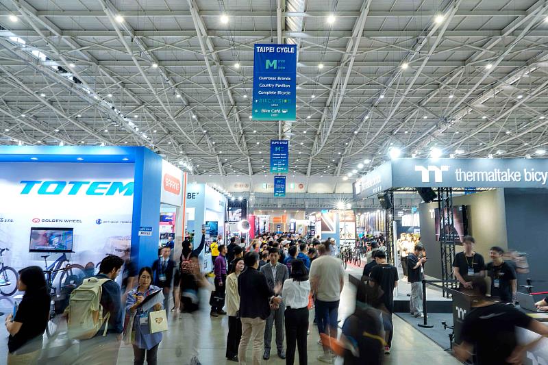 由外貿協會主辦的「2025 台北國際自行車展（TAIPEI CYCLE）」與「台灣國際運動及健身展（TaiSPO）」於今（29）日圓滿落幕。今年雙展共計1,200家參展企業，合計使用4,350個攤位。(貿協提供)