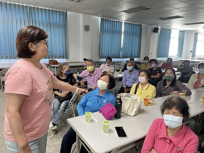 學員對老師的提問十分踴躍地回應