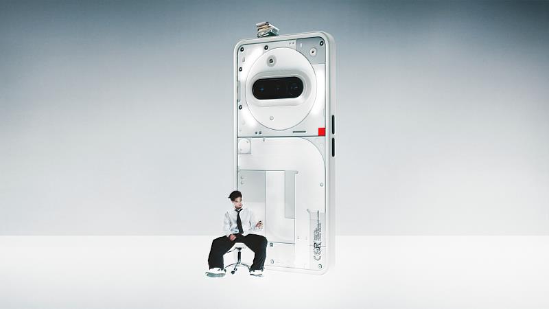 台灣大哥大電信獨家引進英國潮流科技品牌Nothing推出的Nothing Phone (3a)，搭配台灣大5G月租1399元專案，約期30個月，即可輕鬆0元帶走。