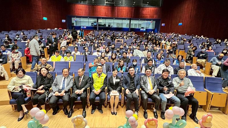 114年青年節表揚大會大合照
