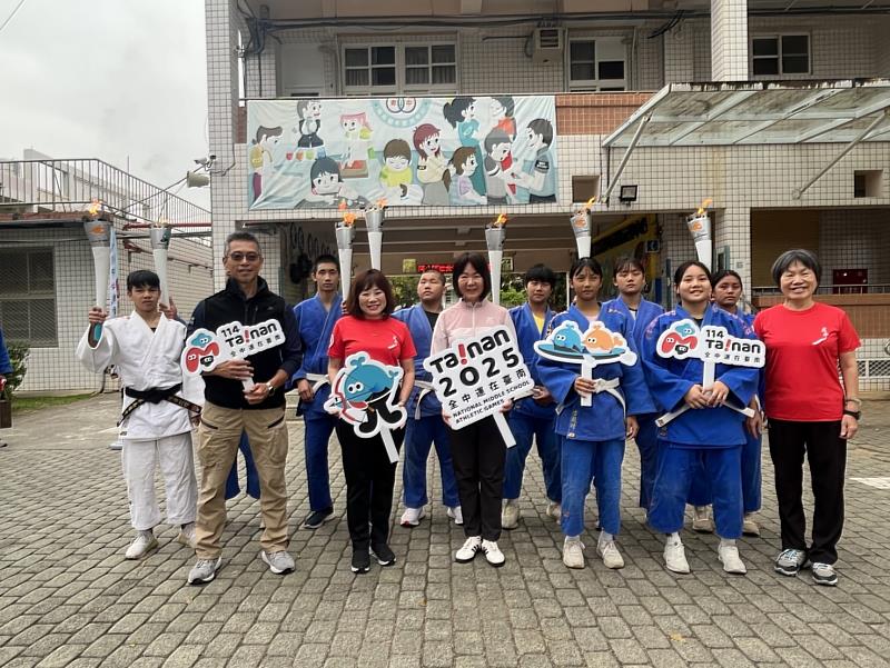 臺東縣政府為今年全中運傳遞聖火選手打氣 允諾全力支持