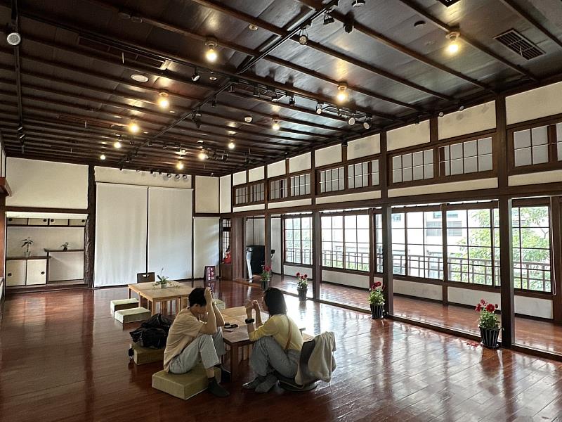 「書店好風景-只要我長大」創新書市，歡迎親子在復古美麗的日式建築內共享閱讀樂趣。圖／浮生圖像所提供